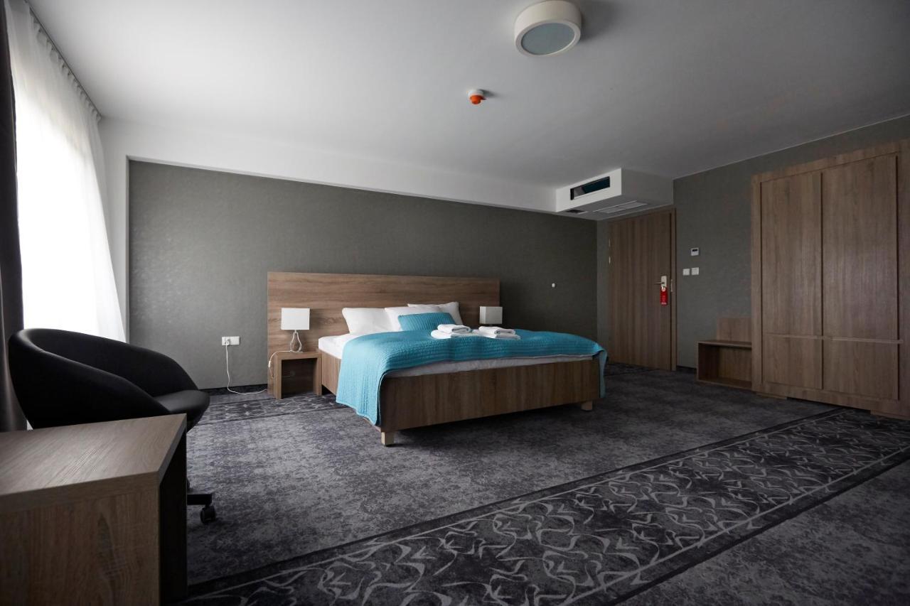 Hotel Porto Radomsko Dış mekan fotoğraf