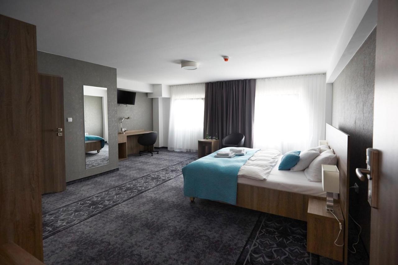 Hotel Porto Radomsko Dış mekan fotoğraf