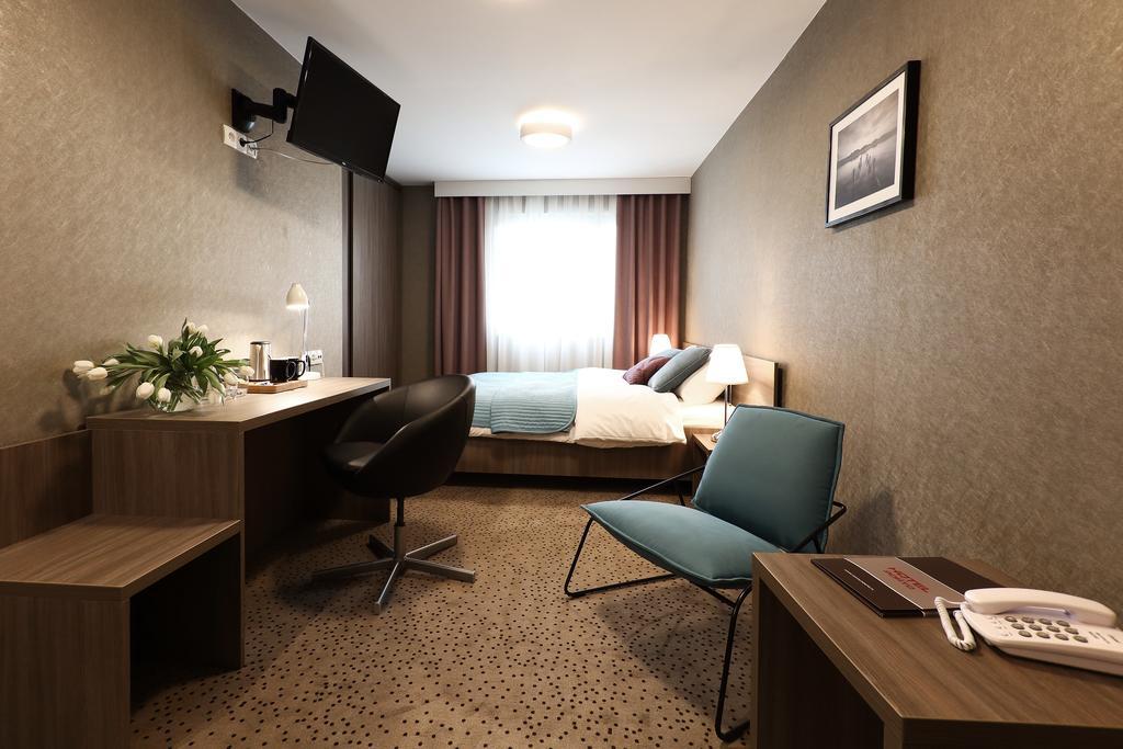 Hotel Porto Radomsko Dış mekan fotoğraf